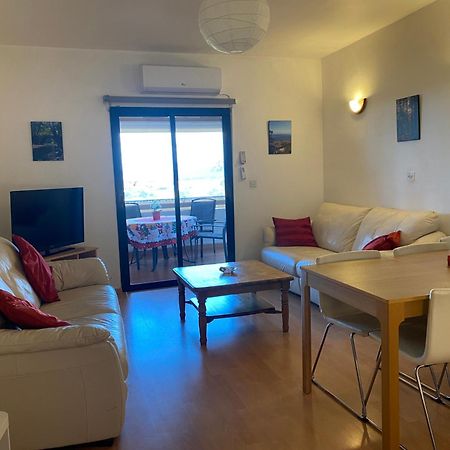 Paul And Maria Sea View Apartment Polis Bagian luar foto